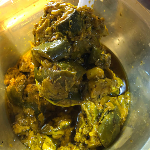 Aam ka Khata Meetha Achar