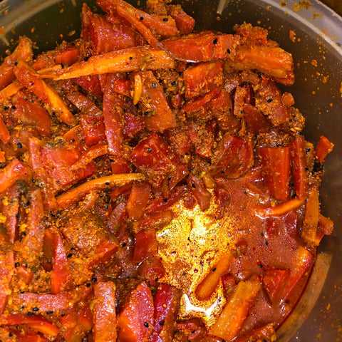 Gajar ka Achar Oil (گاجر اچار) – Authentic Carrot Pickle in Mustard Oil
